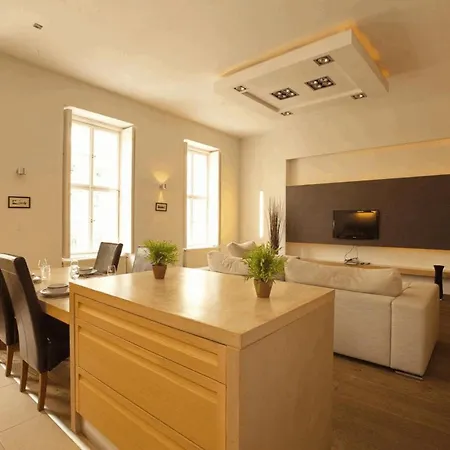 Appartamento Moderne Im Herzen Von Colonia